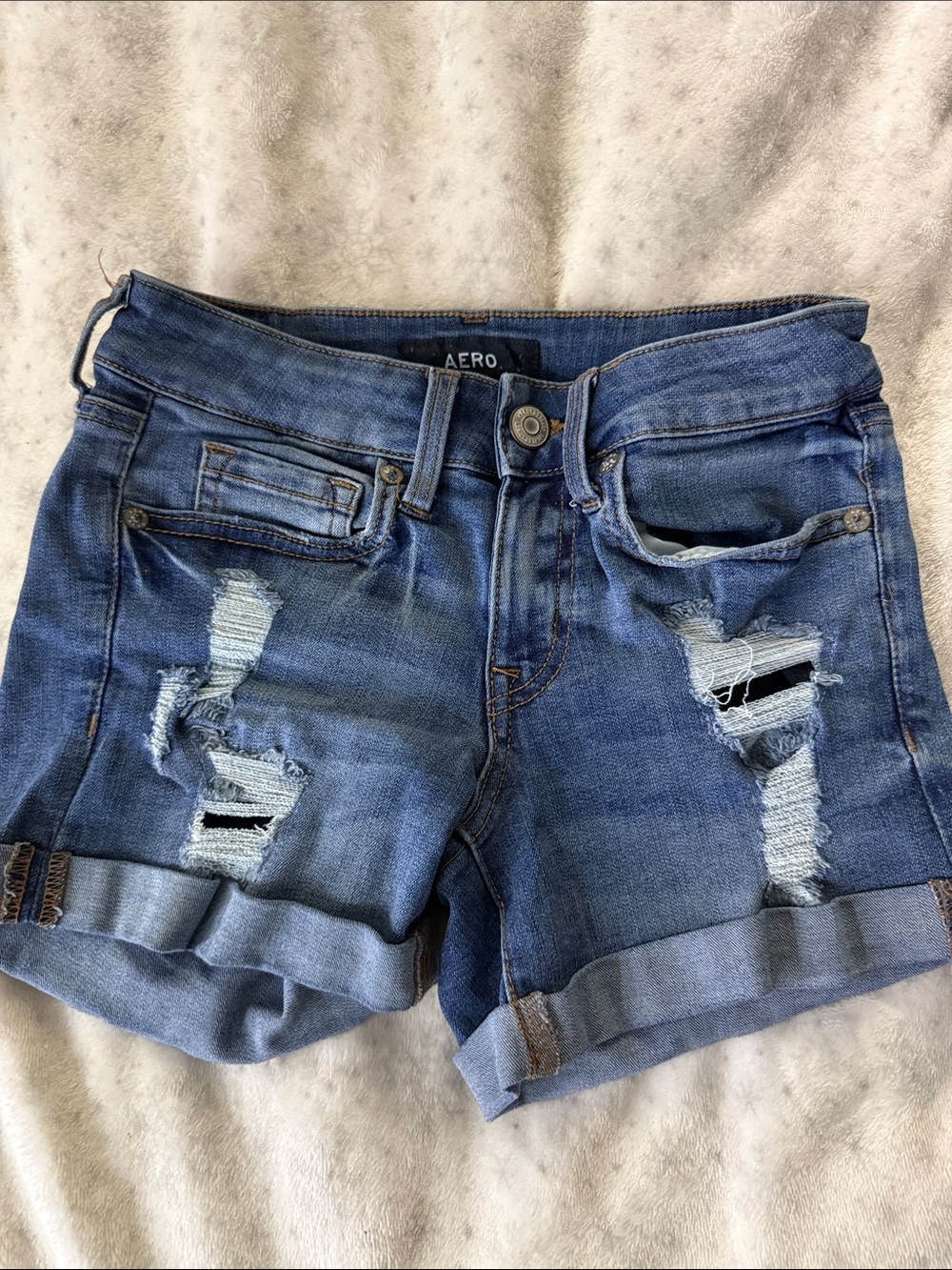 Aéropostale Distressed Denim Roll-Cuff Women's Shorts - Blue